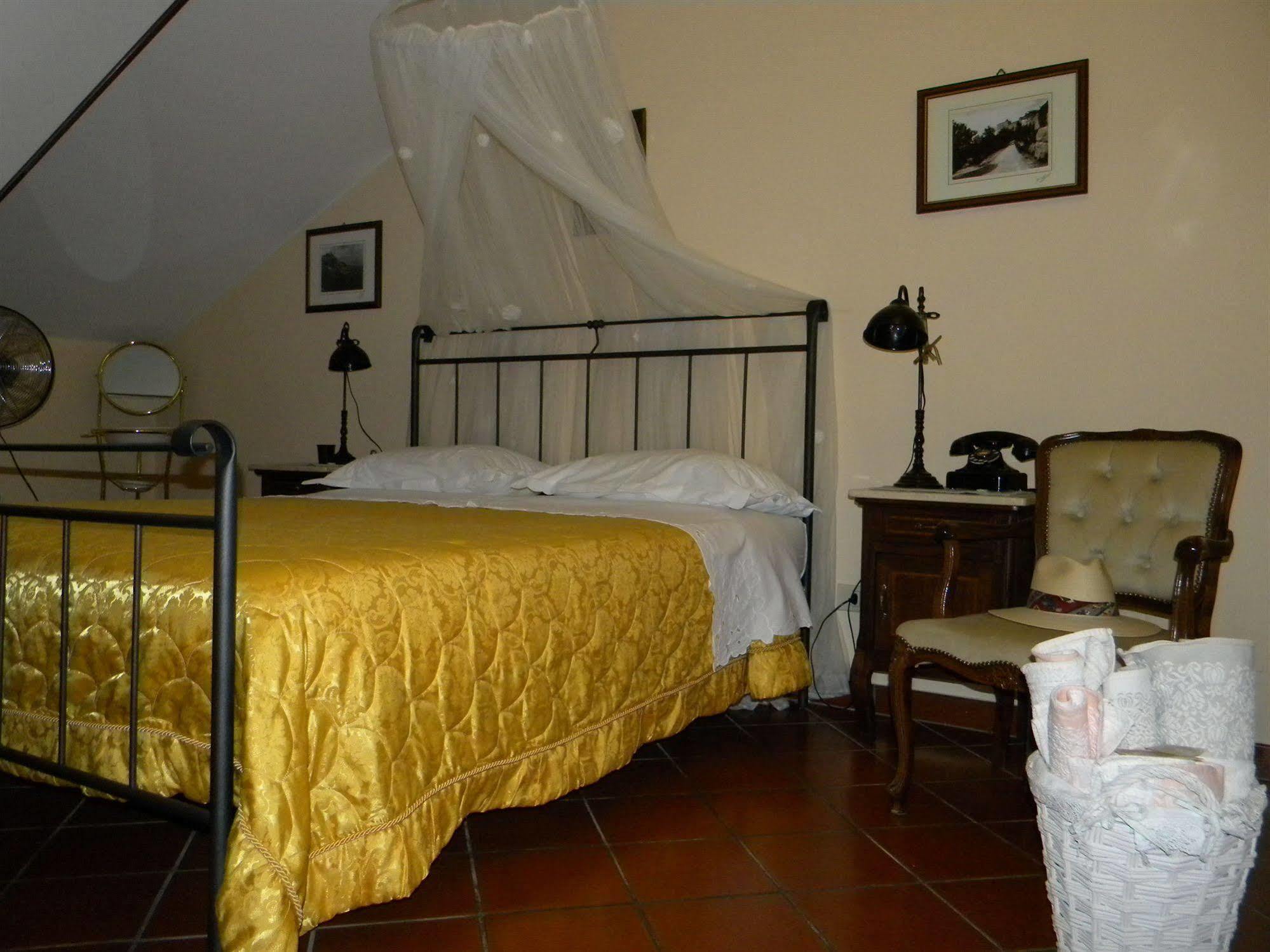 La Costa Bed & Breakfast Cassino Exterior photo
